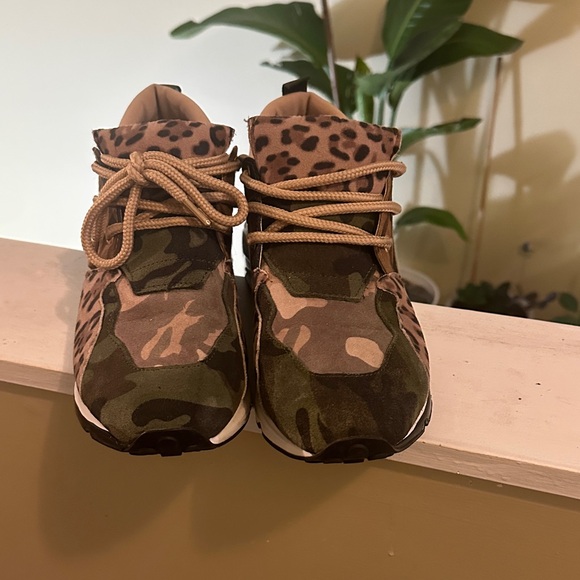 Steve Madden Camouflage and Leopard Women's Sneakers - Picture 3 of 8